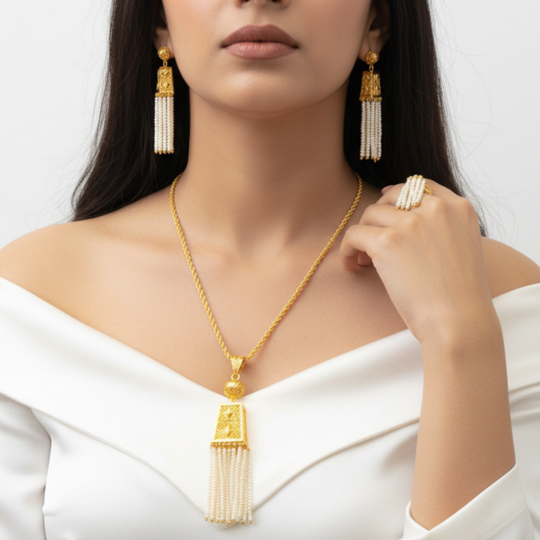 Gold and Pearl Hanging Set - 21k